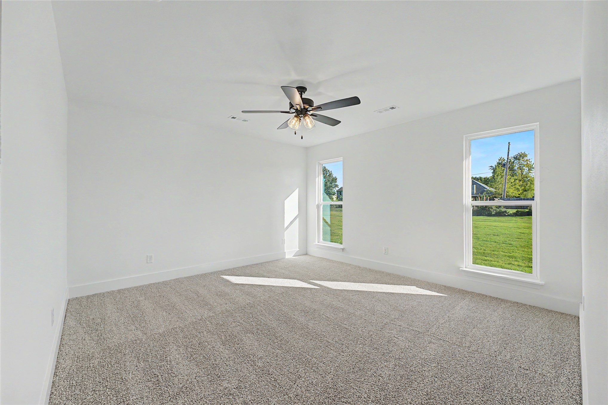 2819 E Liberty Place Property Photo 10