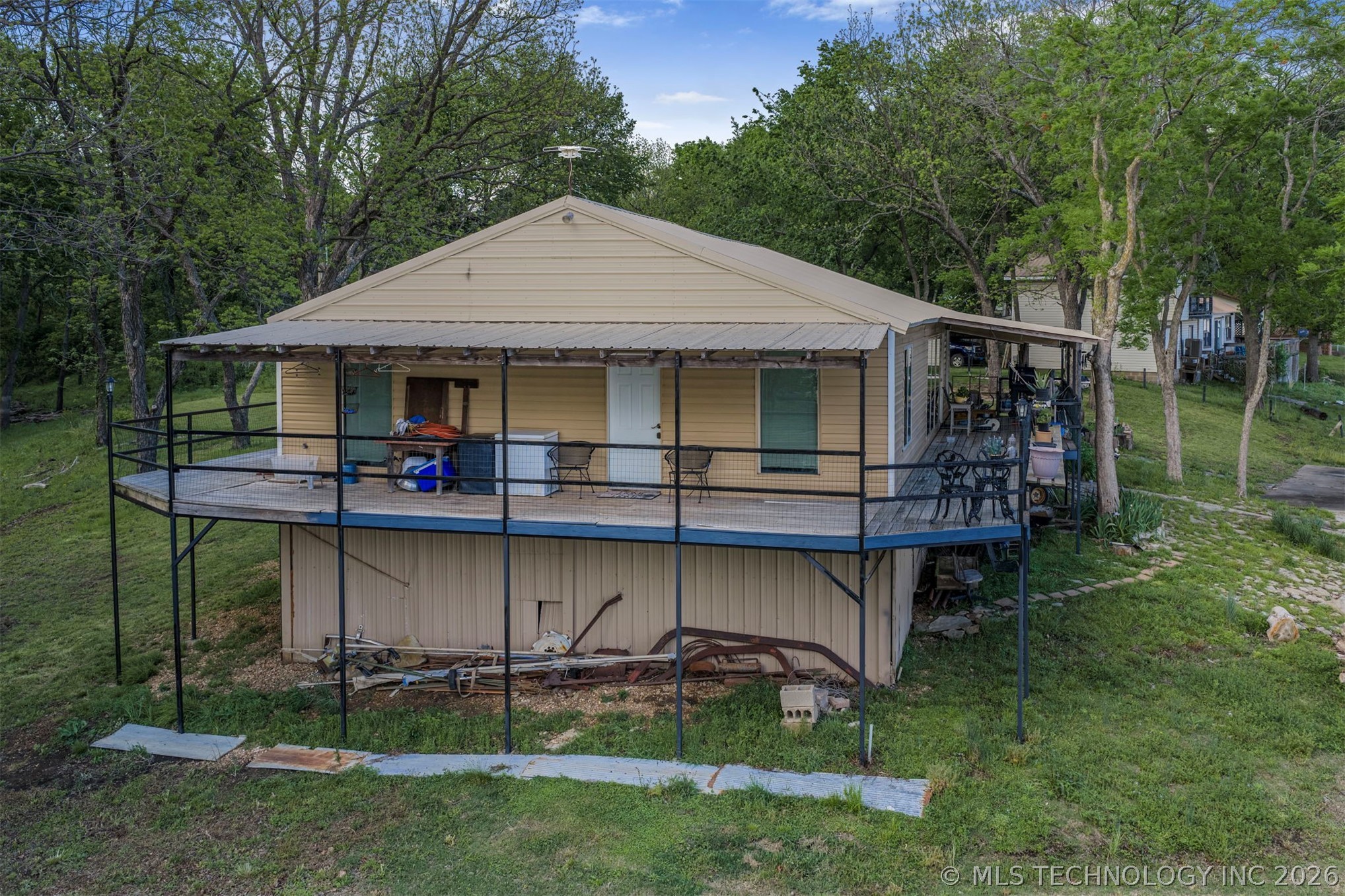 546 Leisure Land Place Property Photo 2