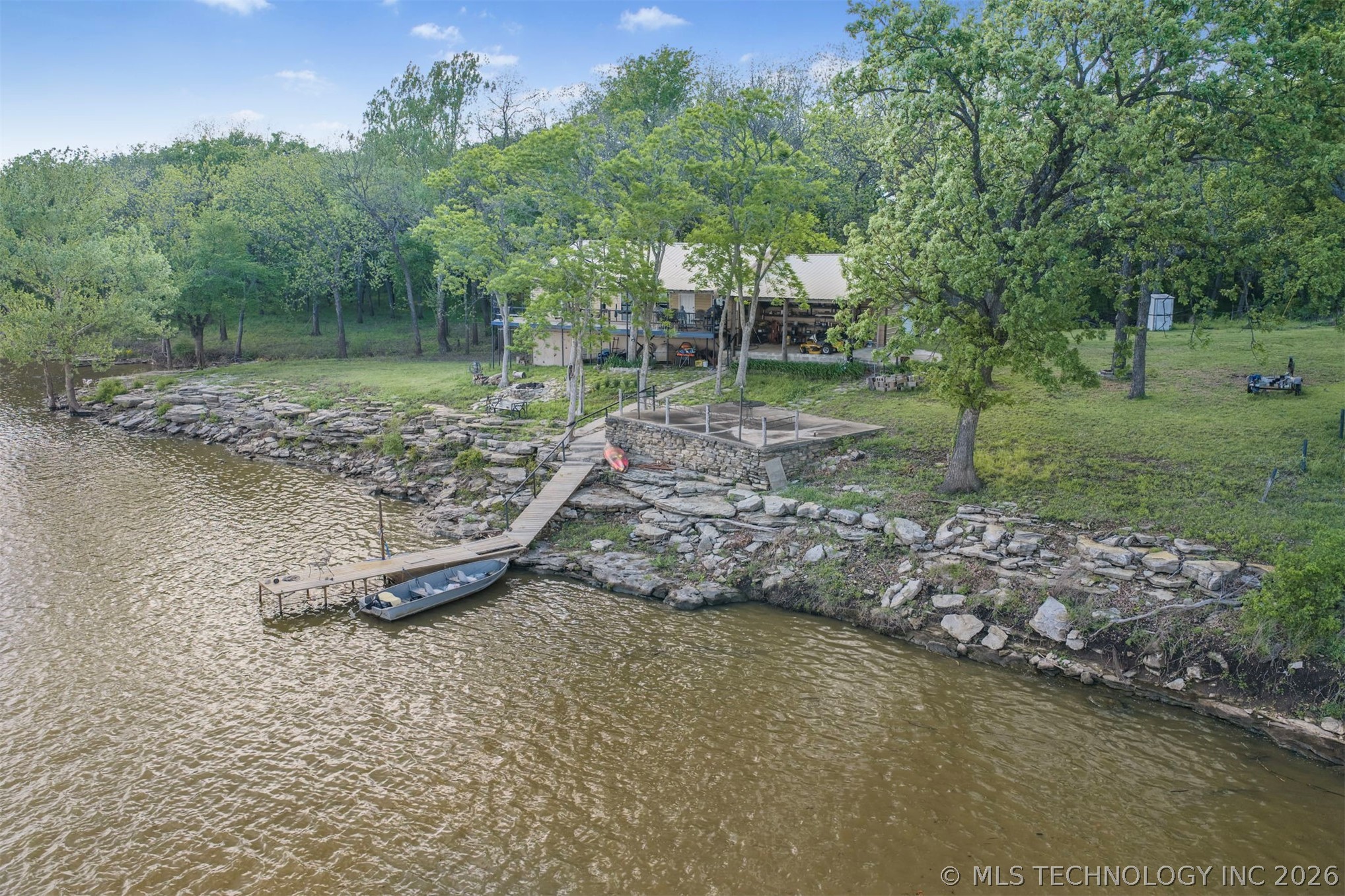 546 Leisure Land Place Property Photo 4