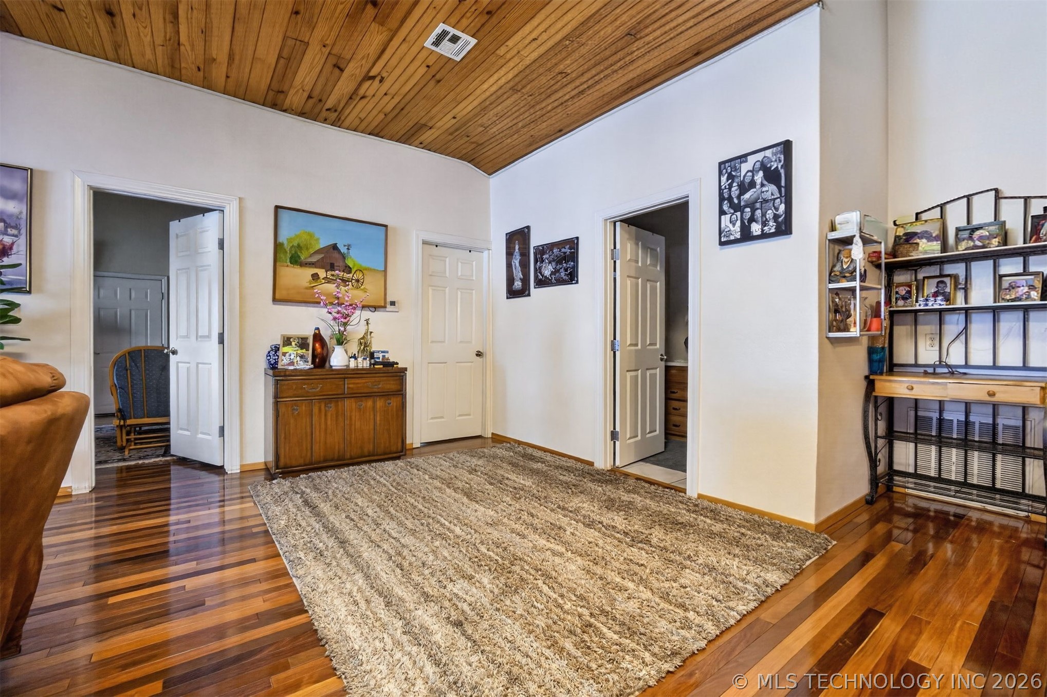 546 Leisure Land Place Property Photo 8