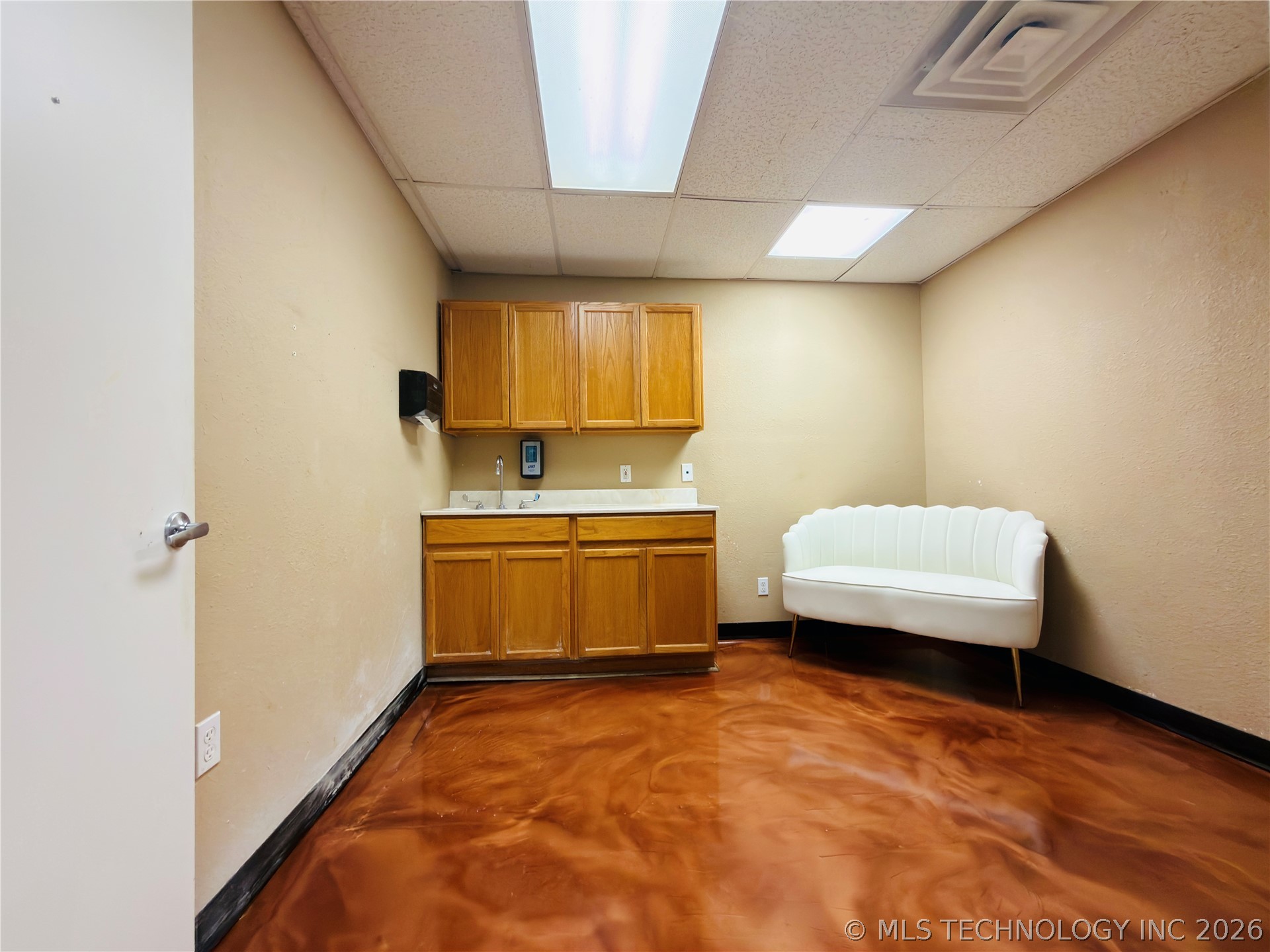 1002 E Cherry Street Property Photo 62