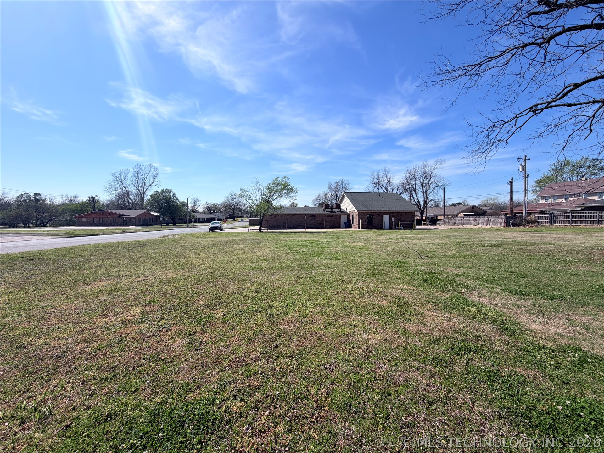 1002 E Cherry Street Property Photo 72