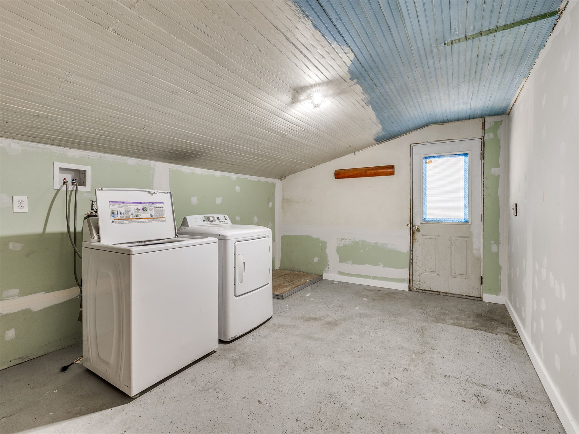 9711 Us Highway 60 Road Property Photo 34