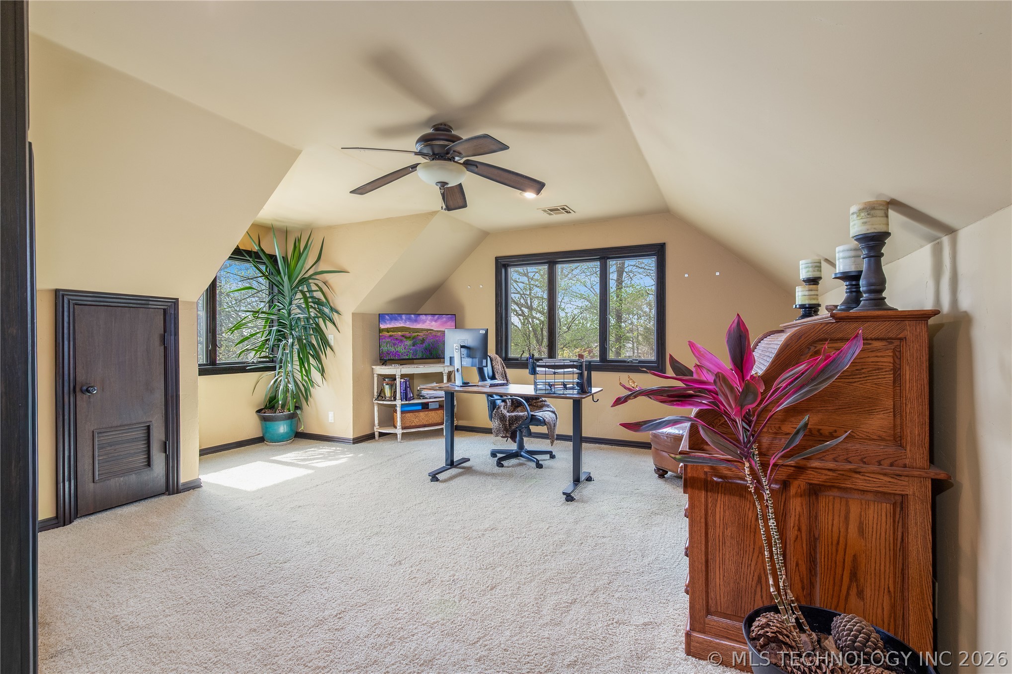 1446 Rockie Property Photo 44