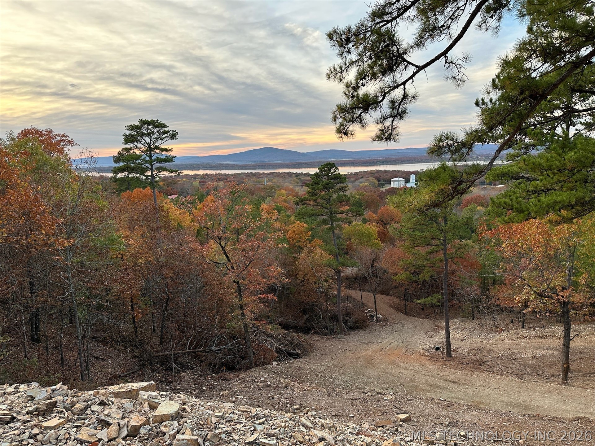 4335 Road Property Photo 1
