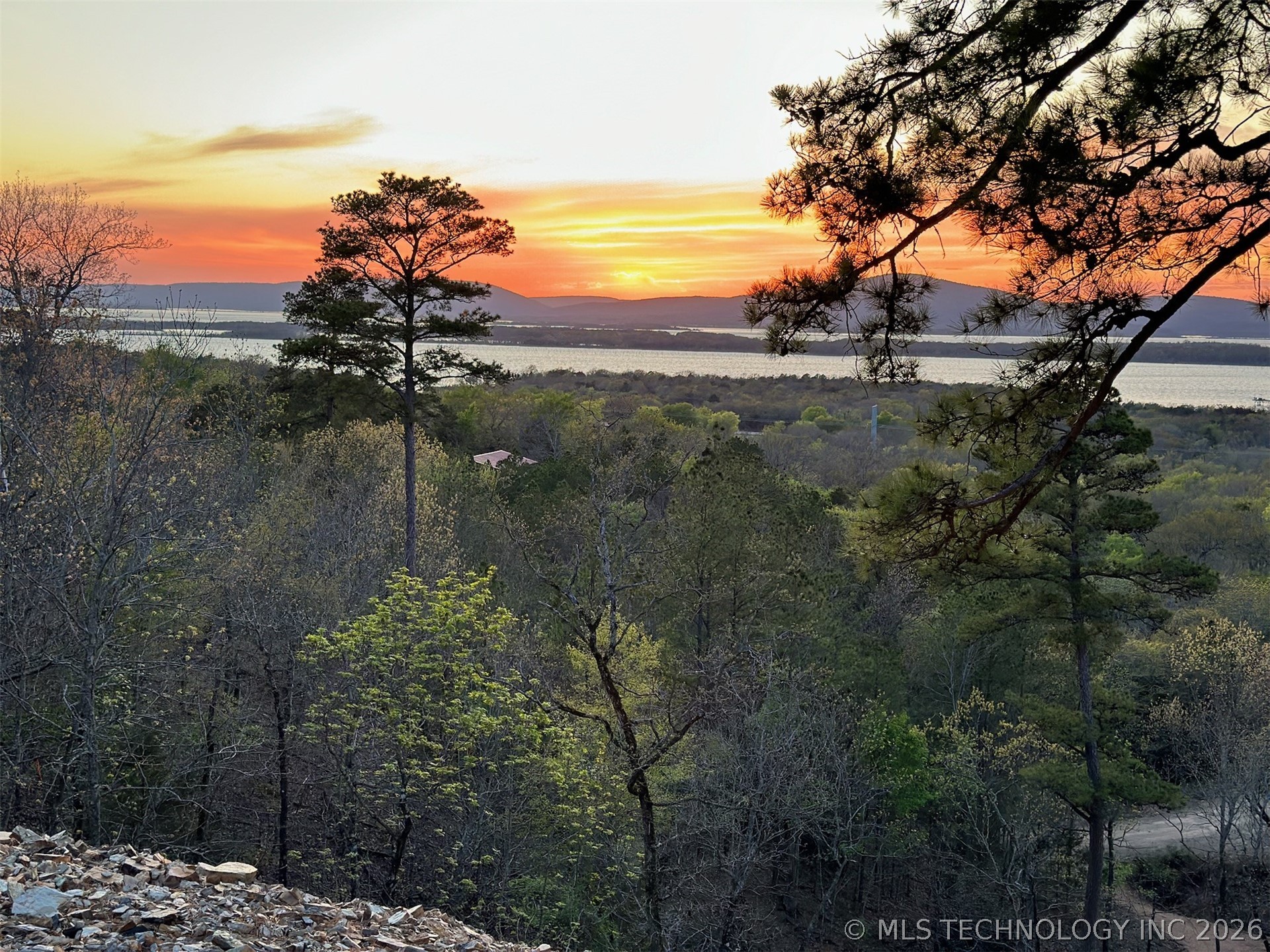 4335 Road Property Photo 14