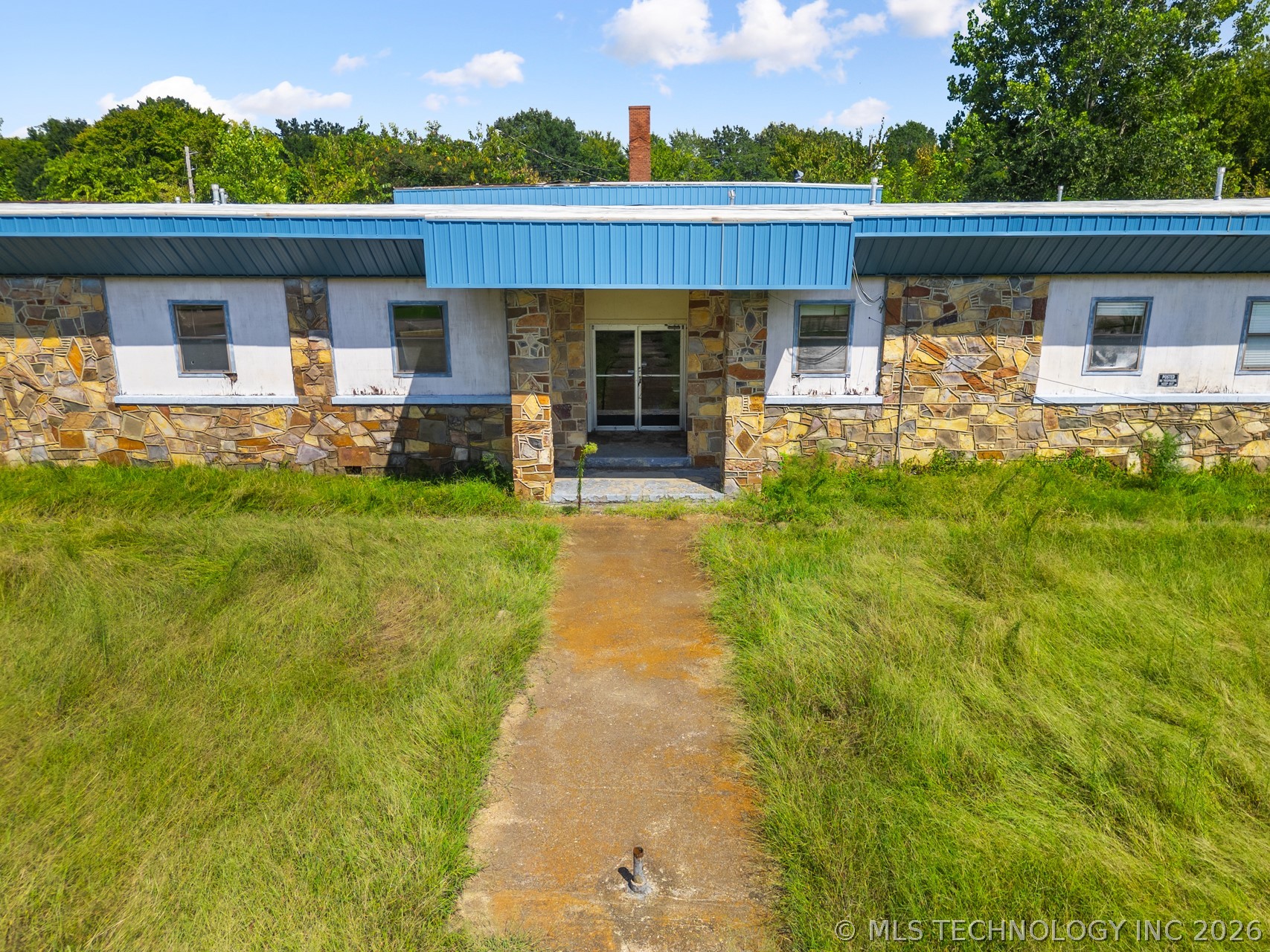201 N Everidge Street Property Photo 4