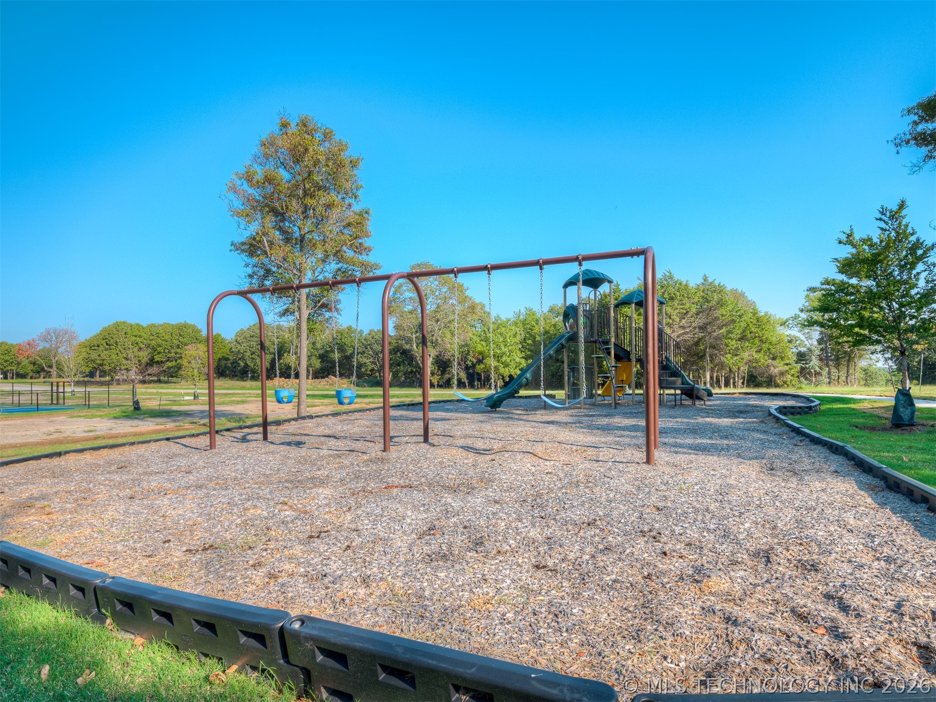 3 Patriot Pointe Property Photo 8