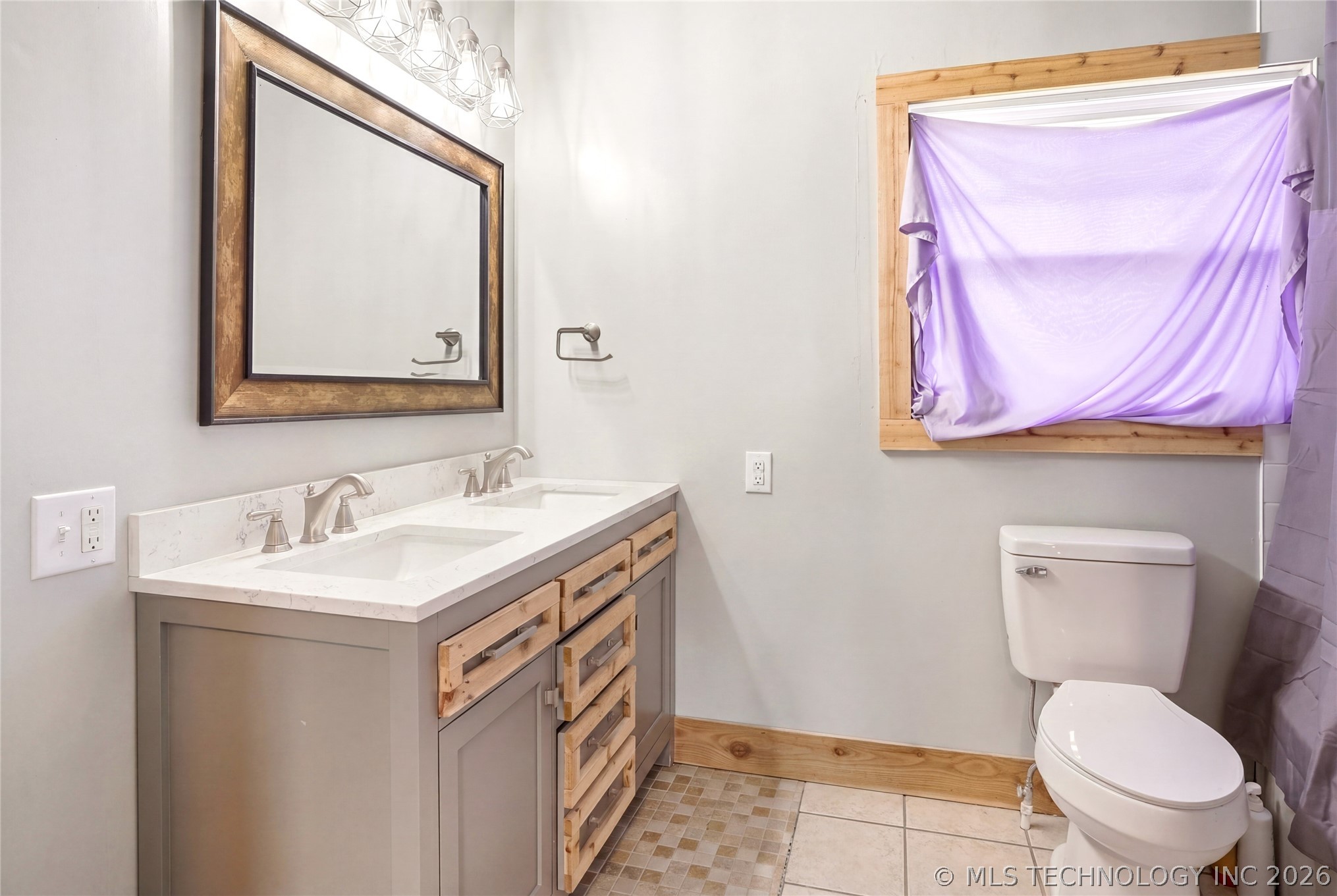 22389 North Road Property Photo 21