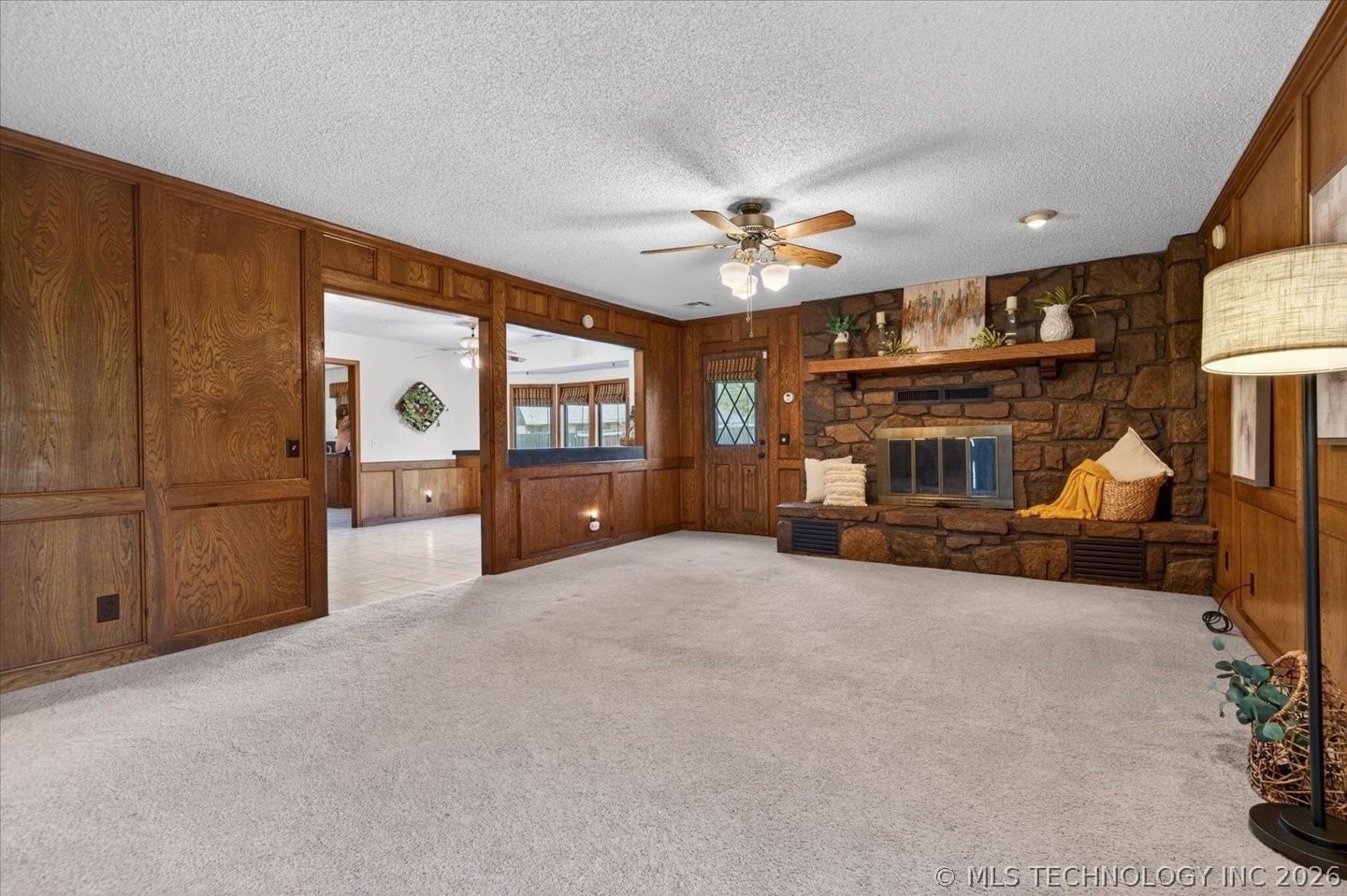 2550 Regency Road Property Photo 4