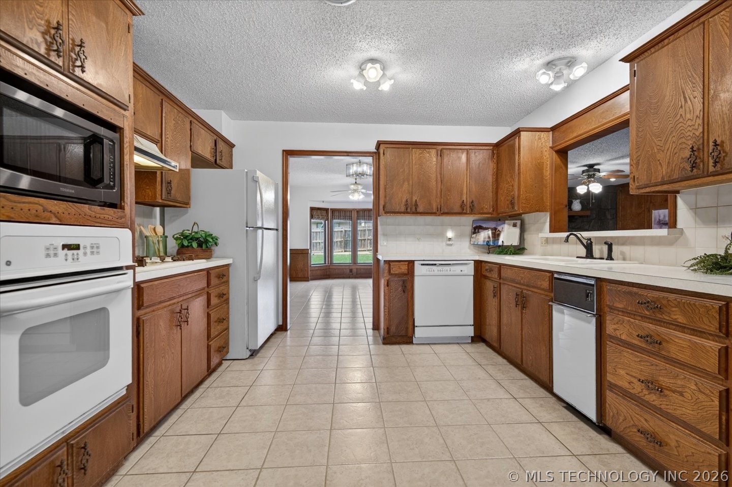 2550 Regency Road Property Photo 12