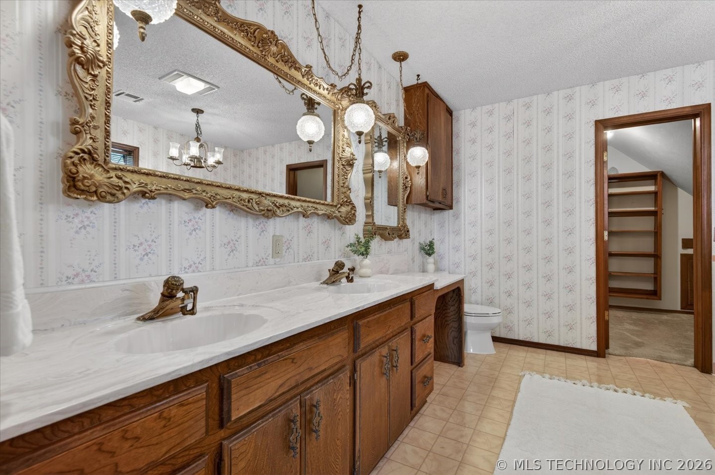 2550 Regency Road Property Photo 31