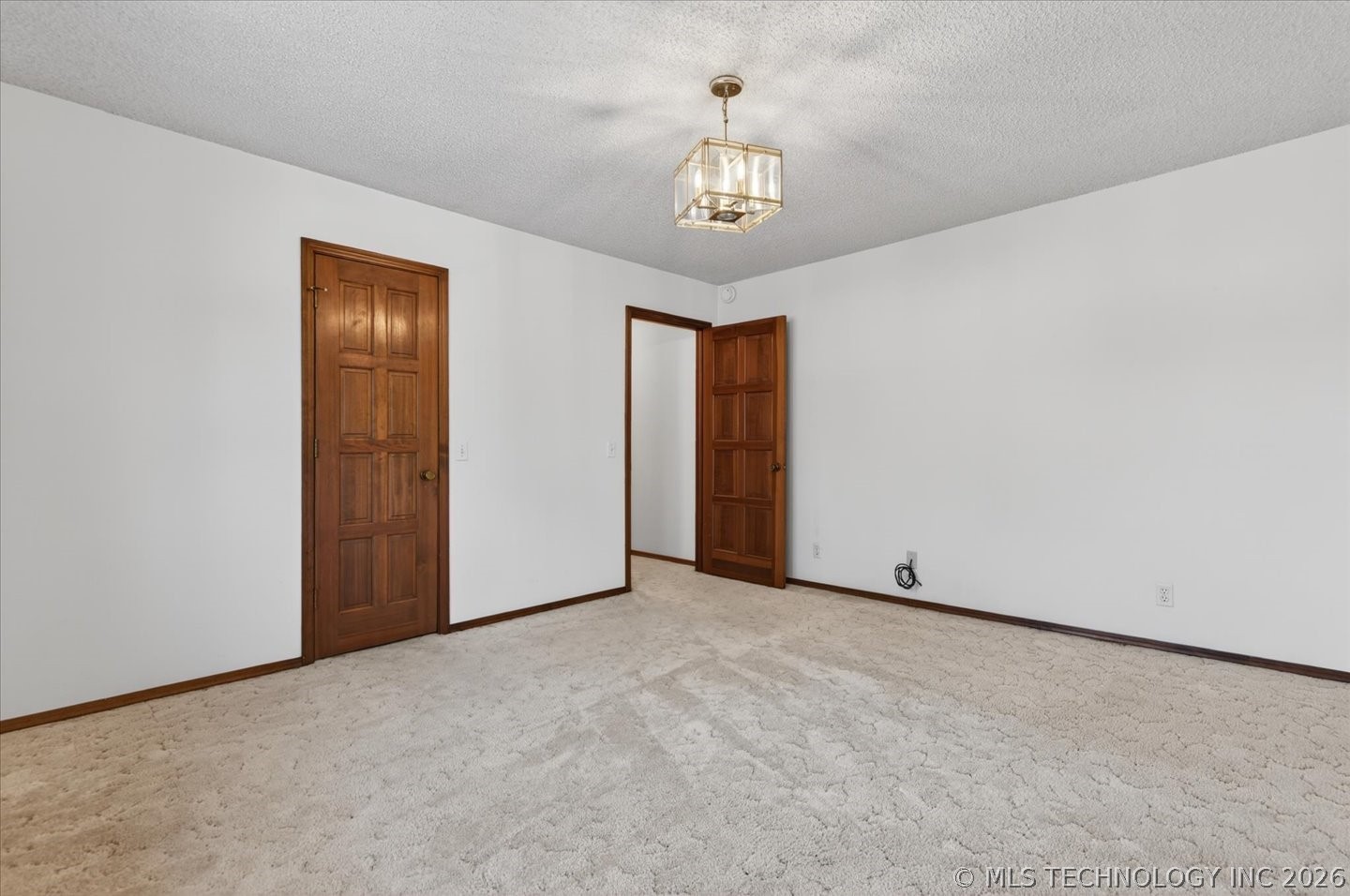 2550 Regency Road Property Photo 37