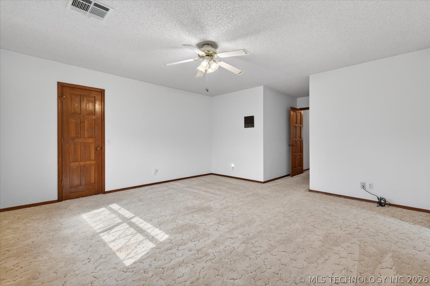 2550 Regency Road Property Photo 39