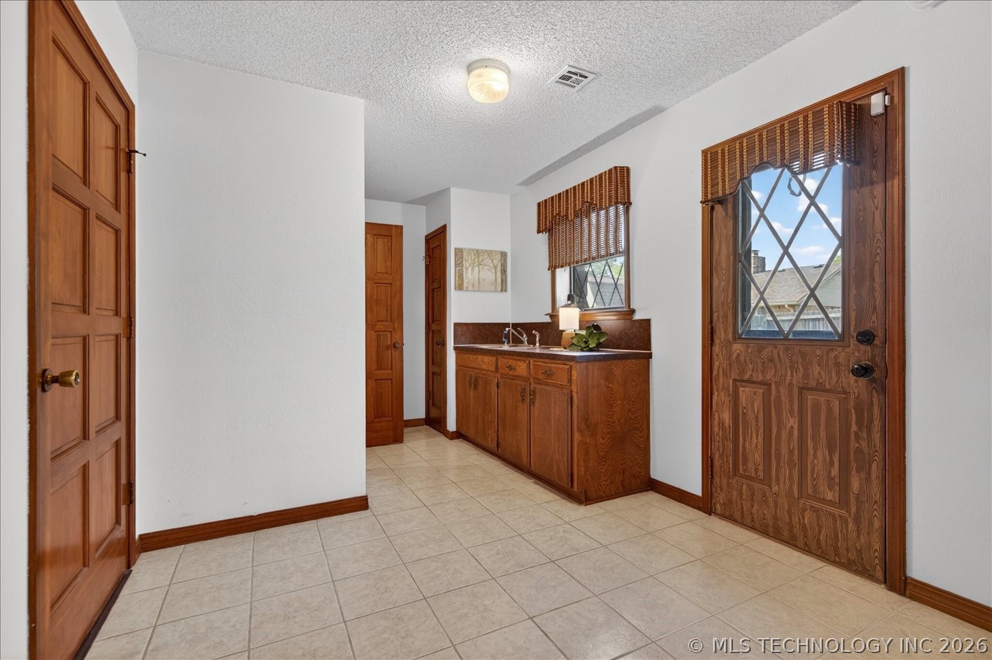 2550 Regency Road Property Photo 40