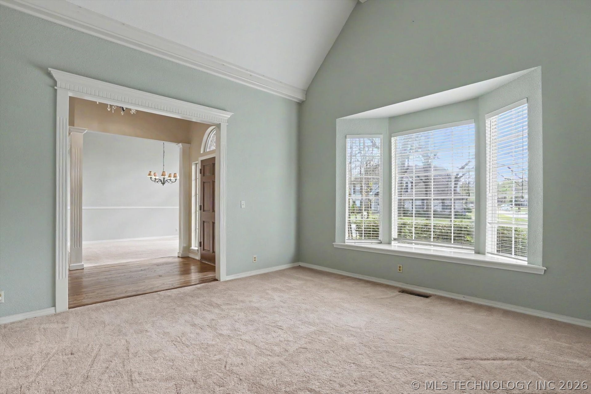 6828 S Richmond Place Property Photo 13