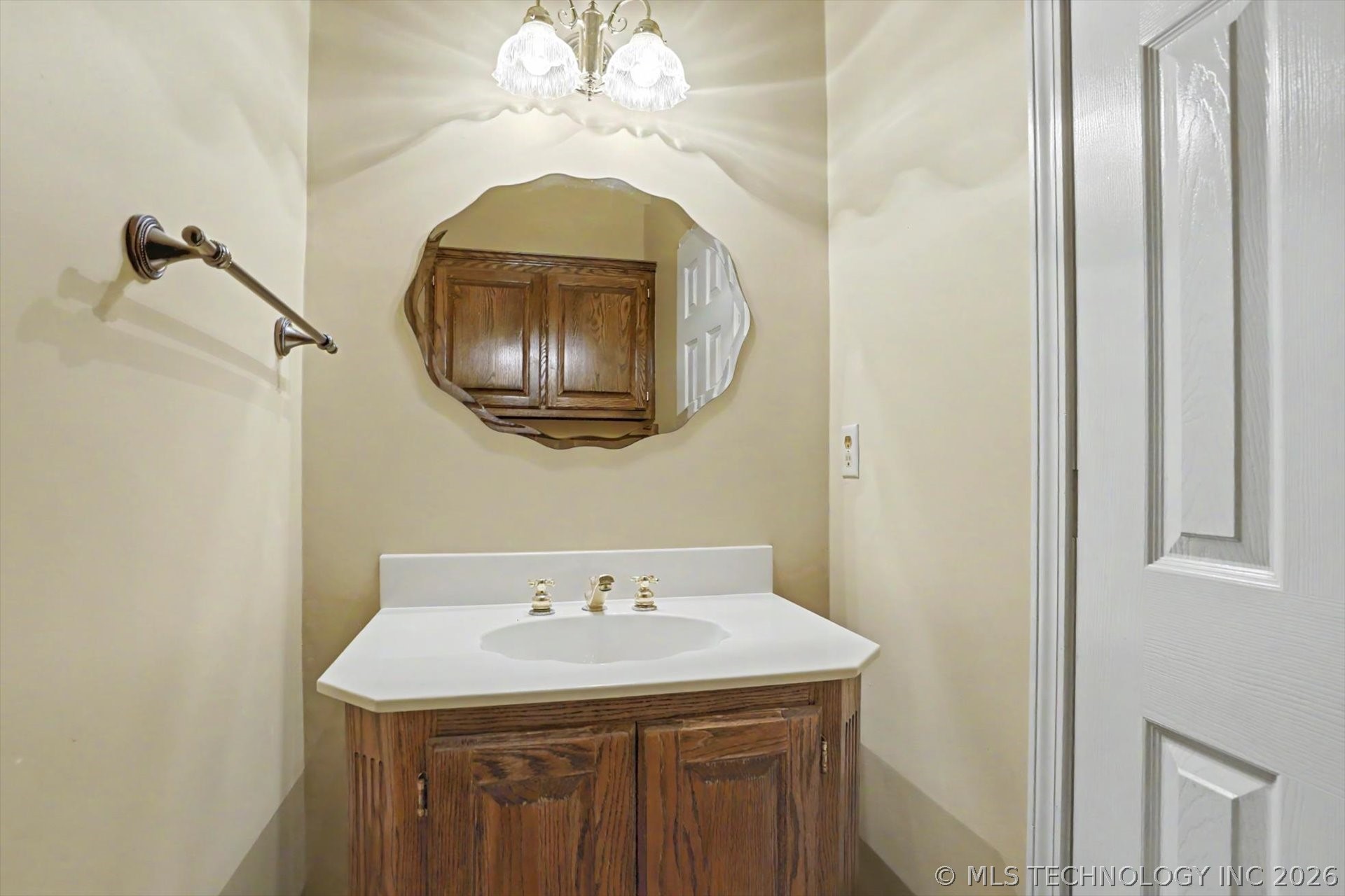 6828 S Richmond Place Property Photo 25