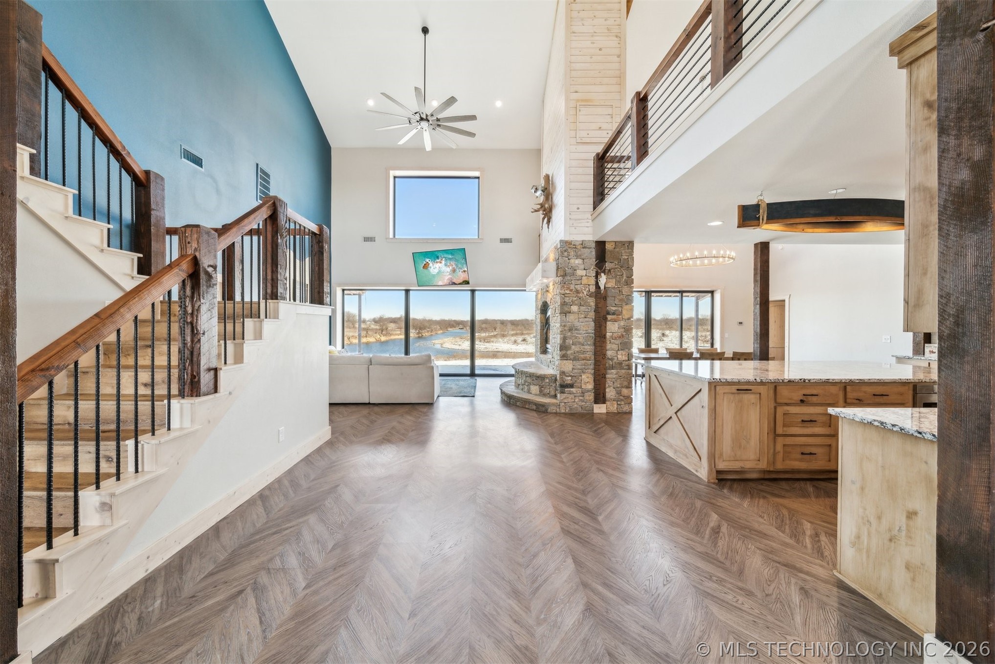 9501 S 4170 Road Property Photo 7
