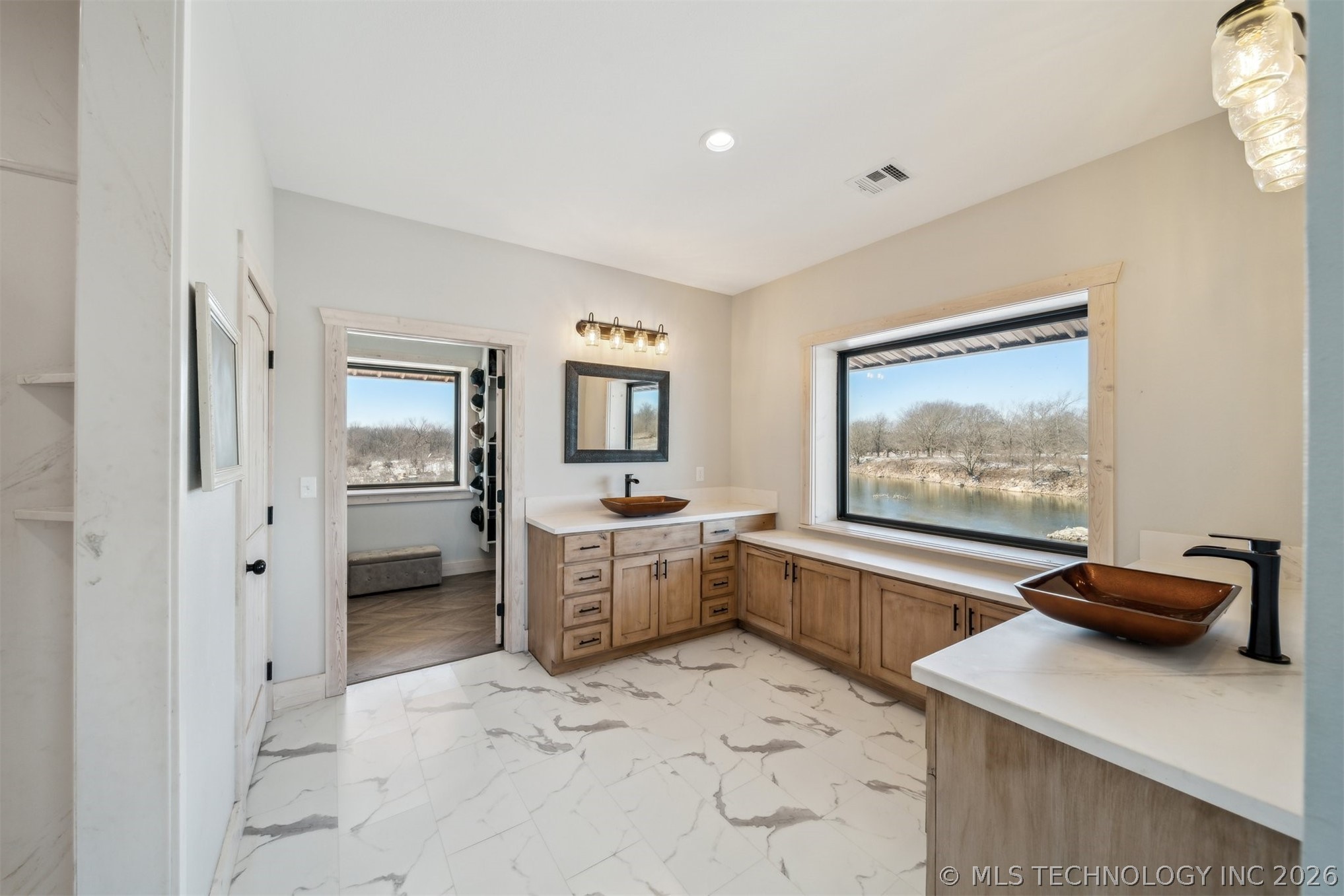 9501 S 4170 Road Property Photo 32