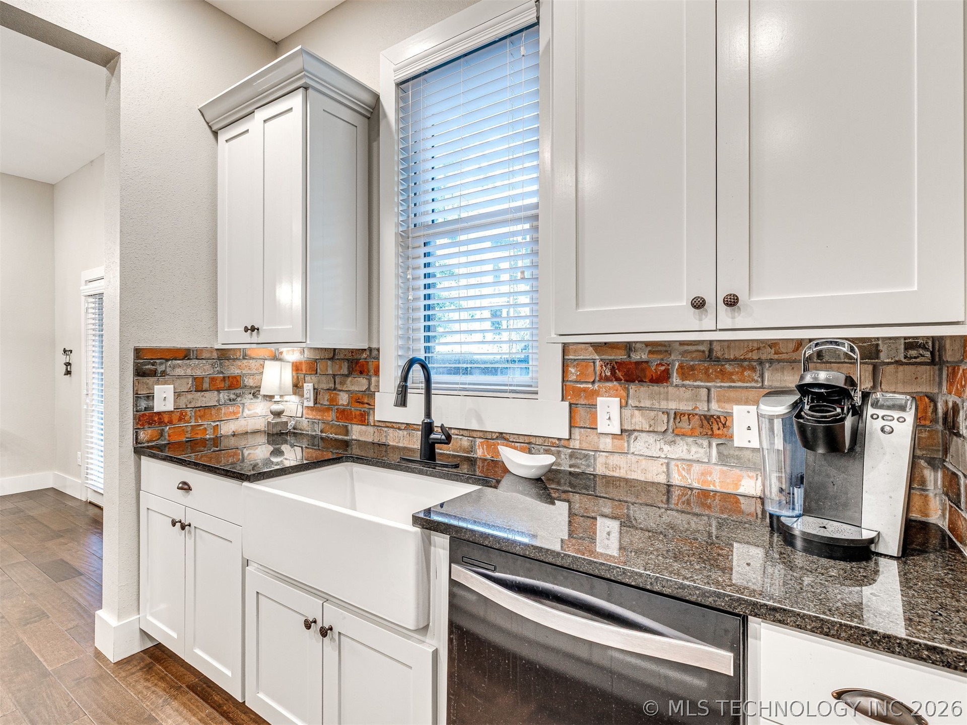 48 Park Street Property Photo 9