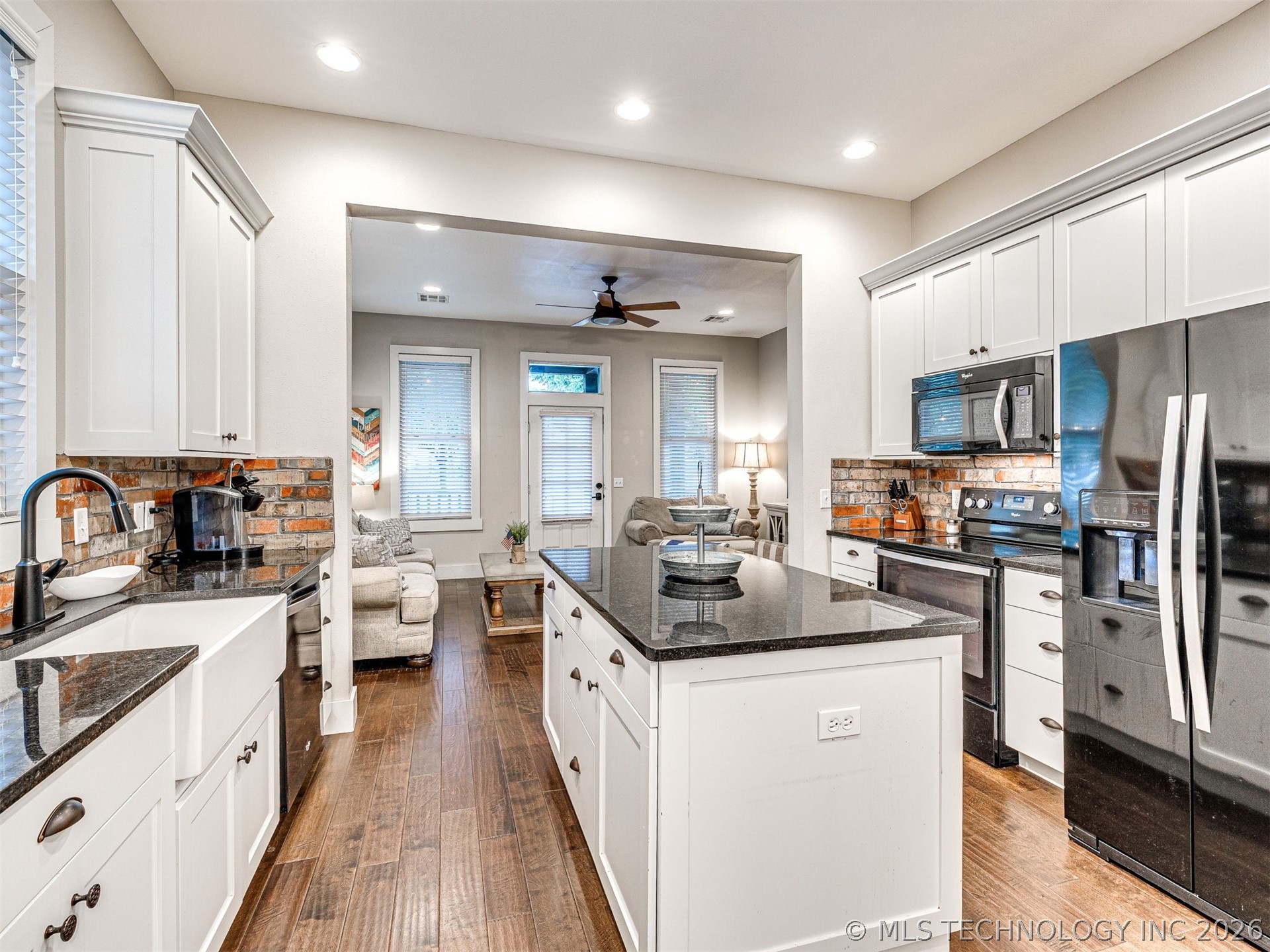 48 Park Street Property Photo 10