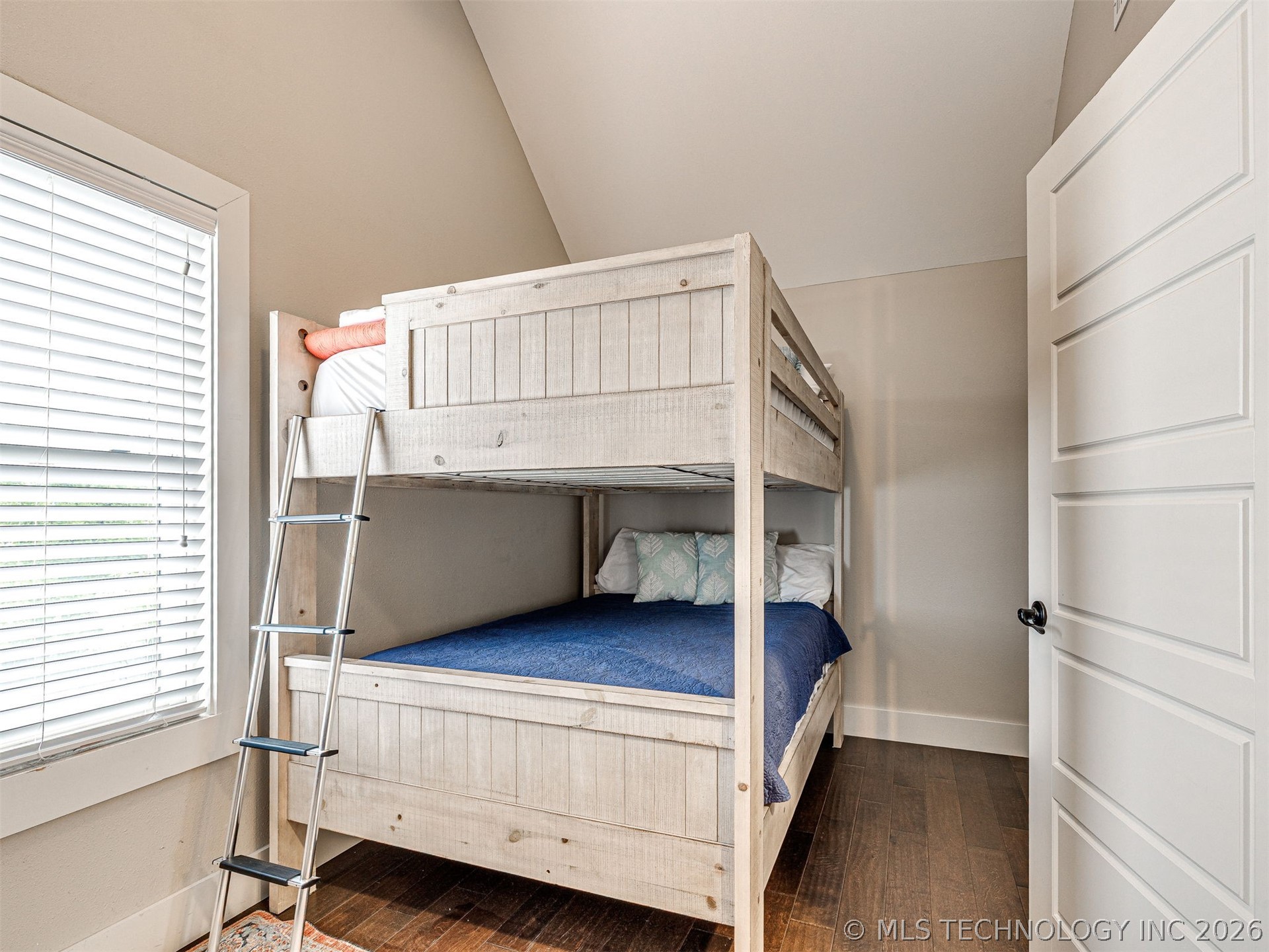 48 Park Street Property Photo 25