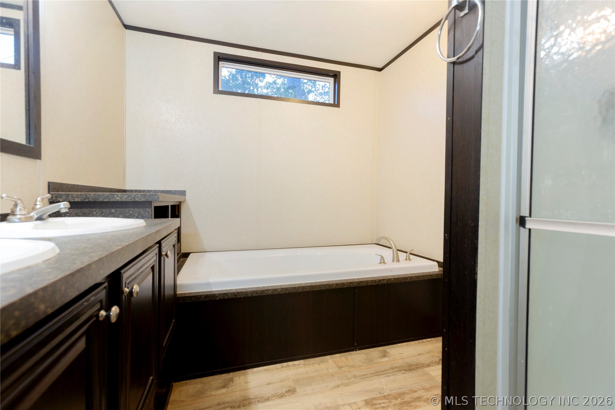 1487 Buds Point Road North Property Photo 17