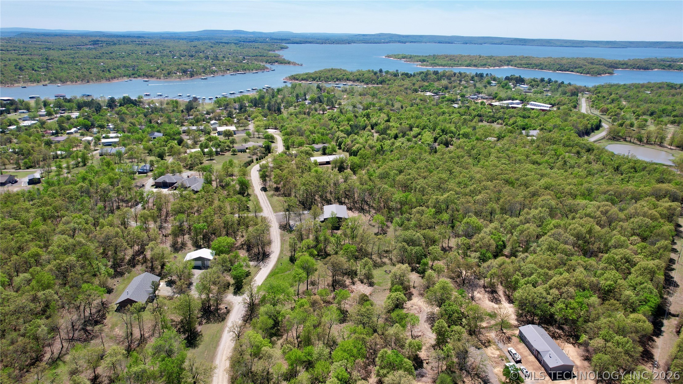 17 Duchess Creek Property Photo 1