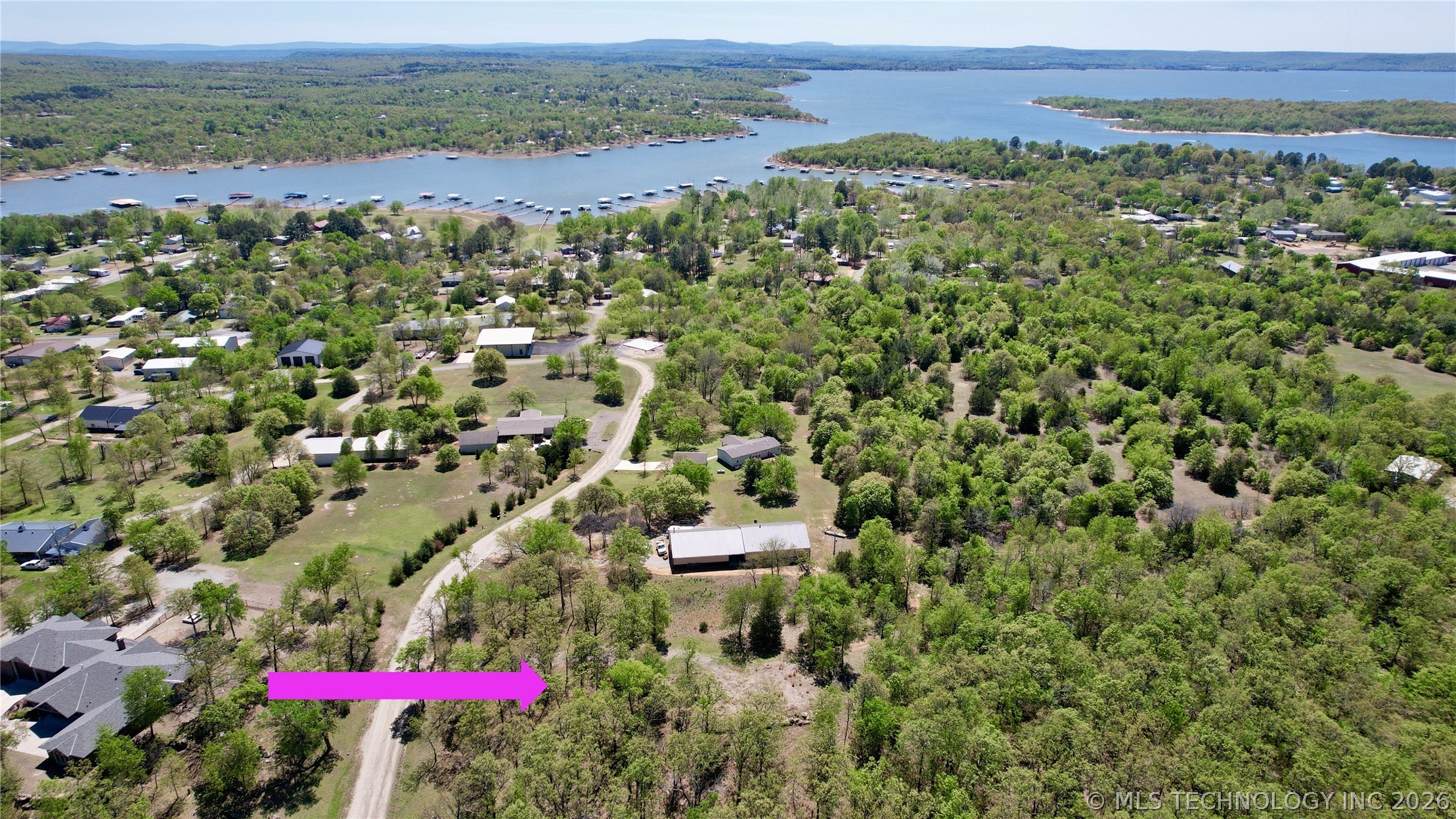 17 Duchess Creek Property Photo 8