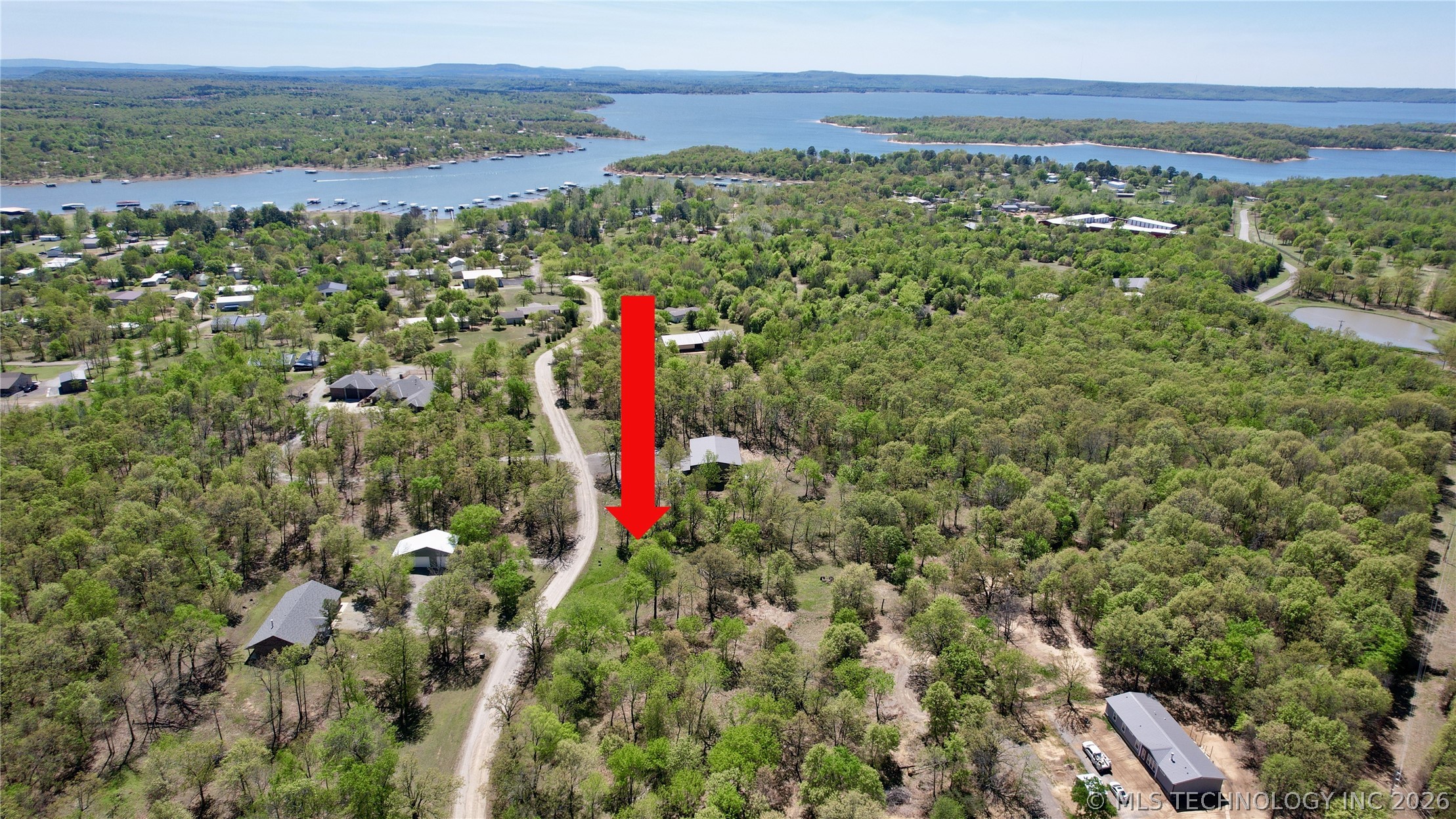 16 Duchess Creek Property Photo 1