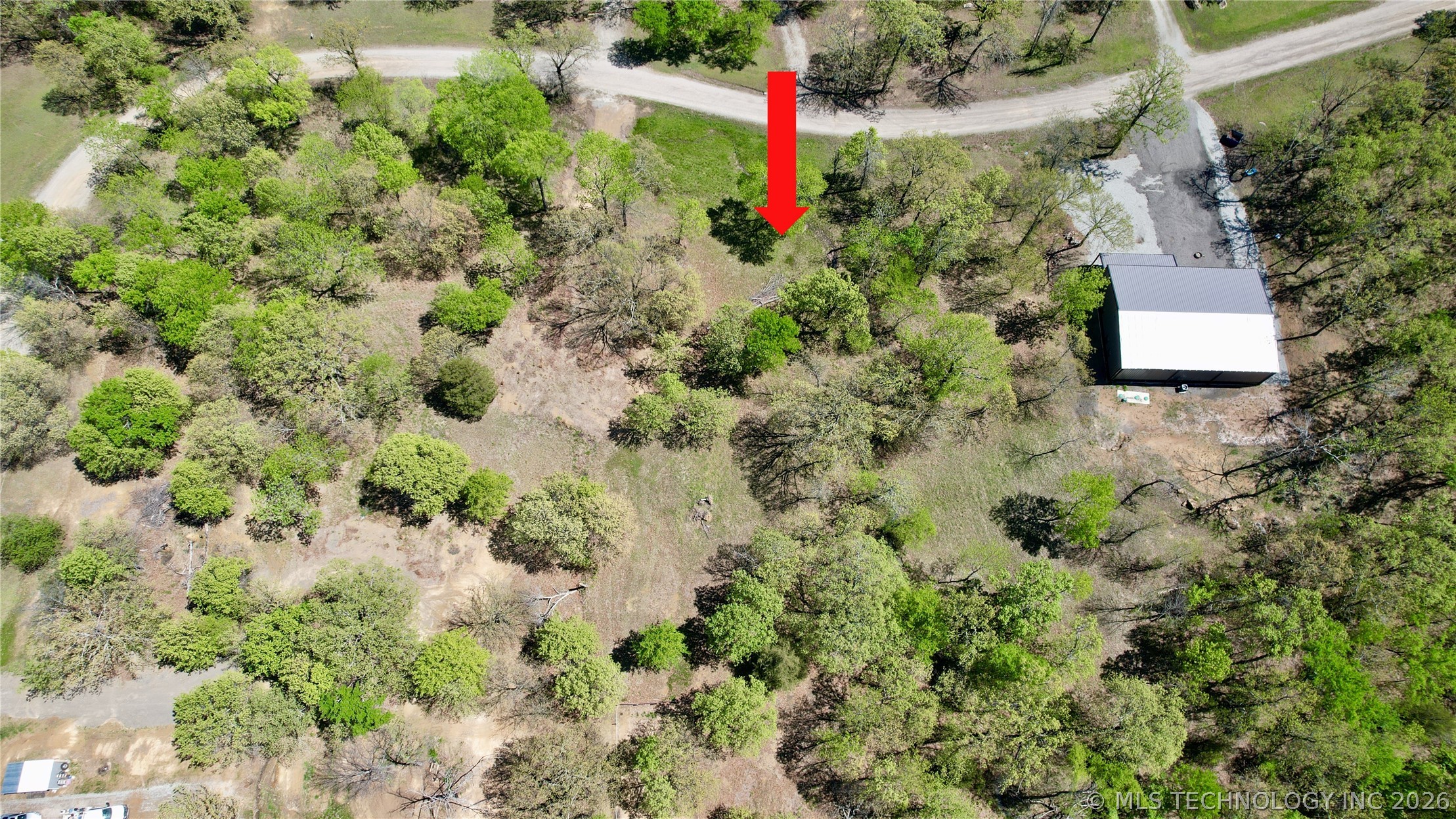16 Duchess Creek Property Photo 5