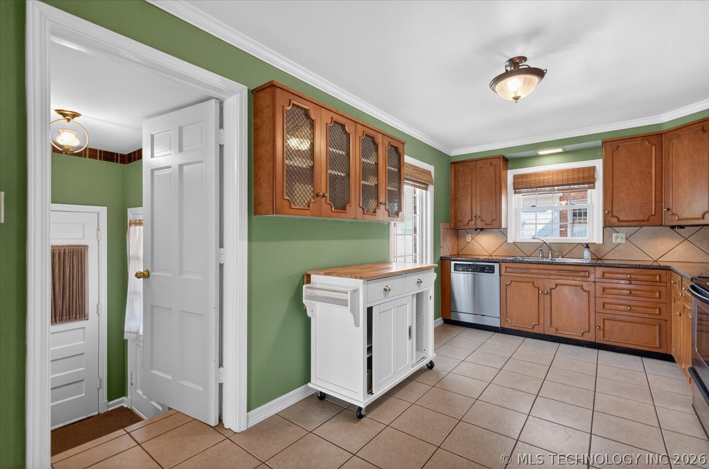 1529 Hillcrest Drive Property Photo 15