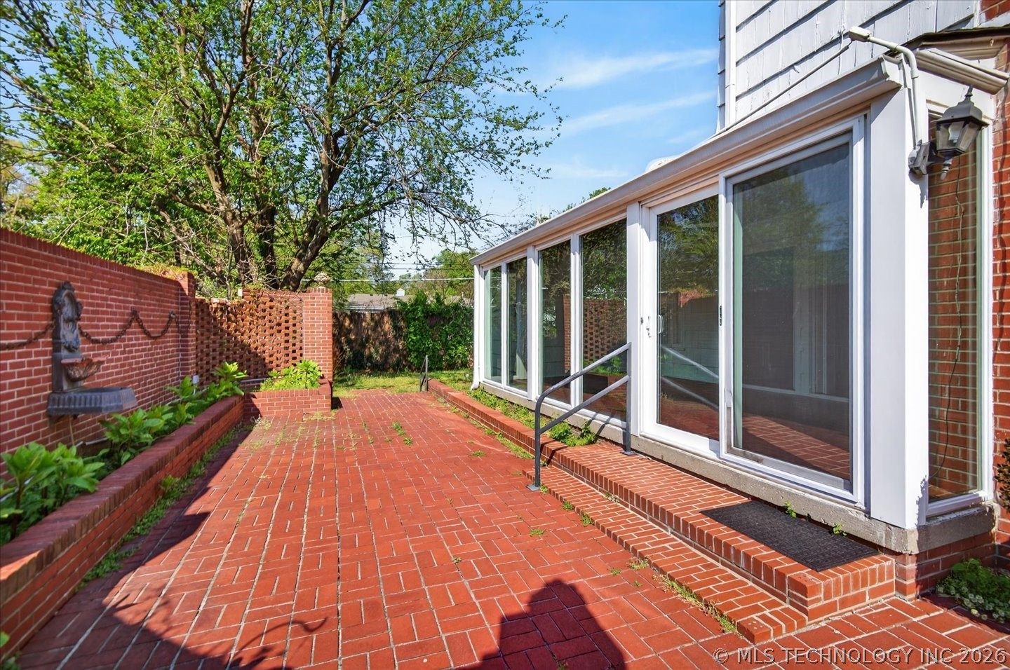 1529 Hillcrest Drive Property Photo 32