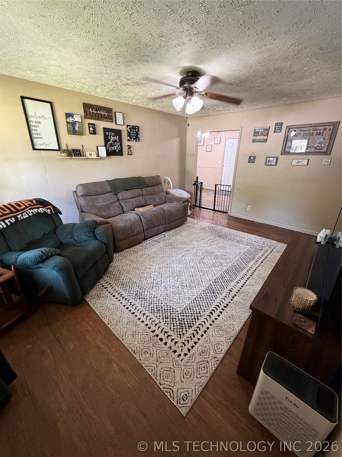 16 S Indianola Street Property Photo 2