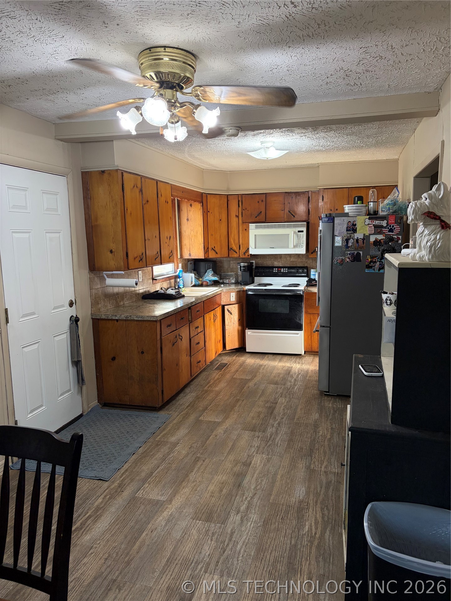 16 S Indianola Street Property Photo 4