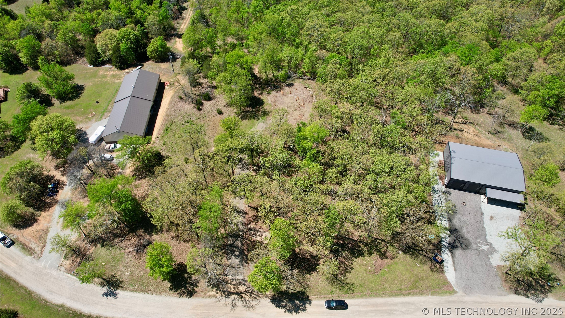 13 Duchess Creek Property Photo 9