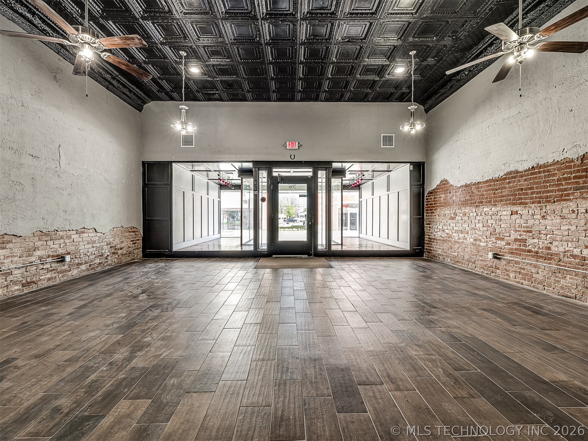206 E Rogers Boulevard Property Photo 17