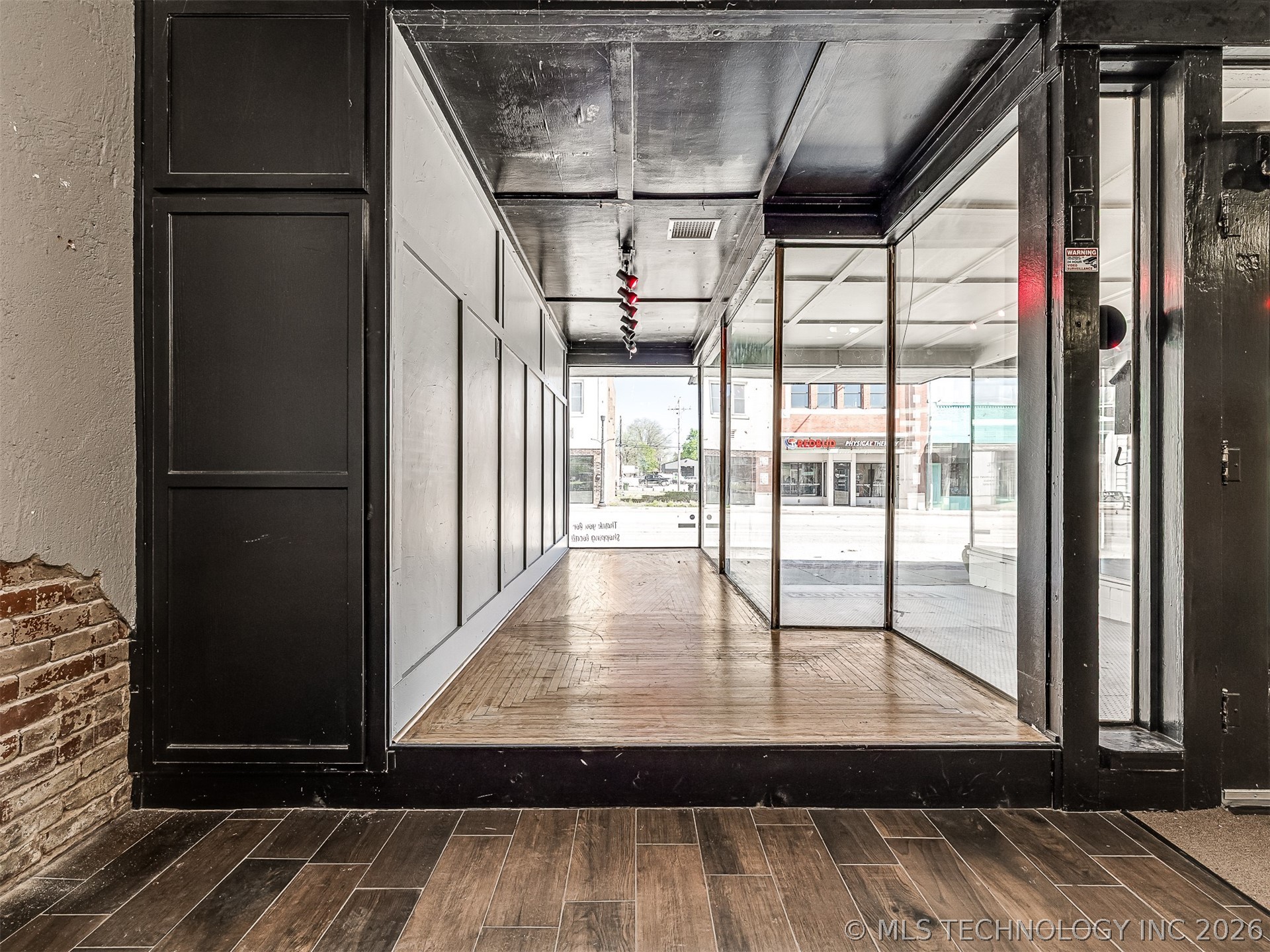 206 E Rogers Boulevard Property Photo 18