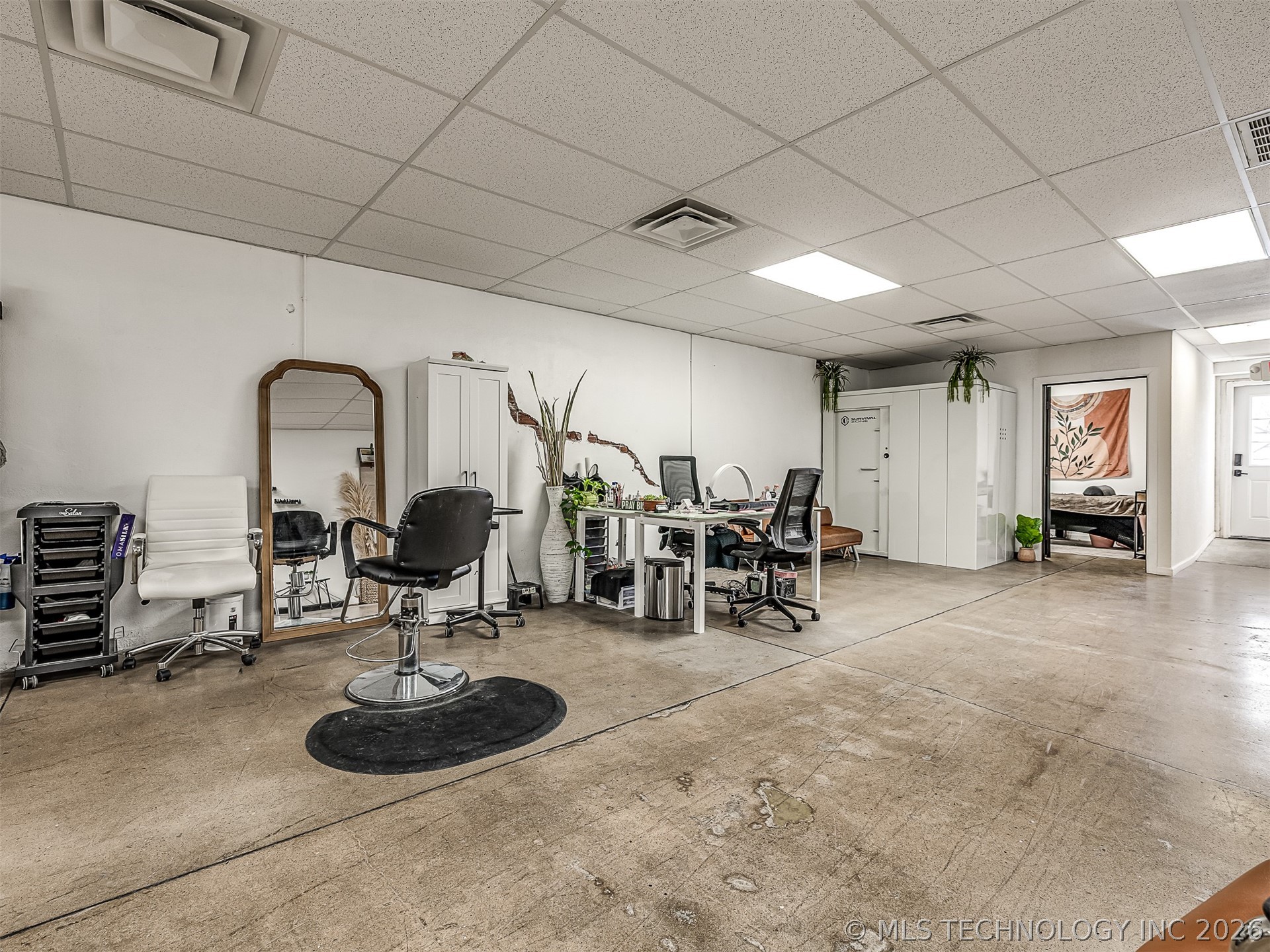 206 E Rogers Boulevard Property Photo 33