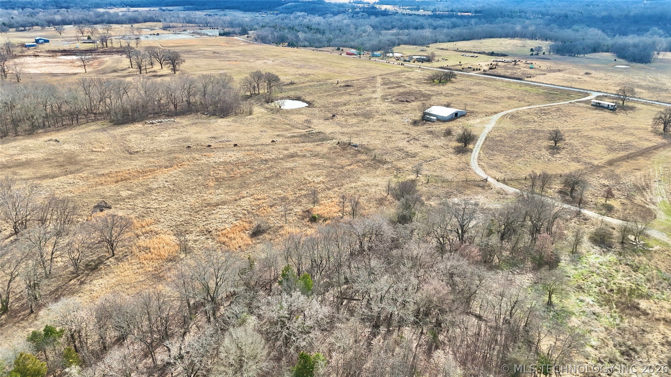 W Wolfhunters Lane Property Photo 17