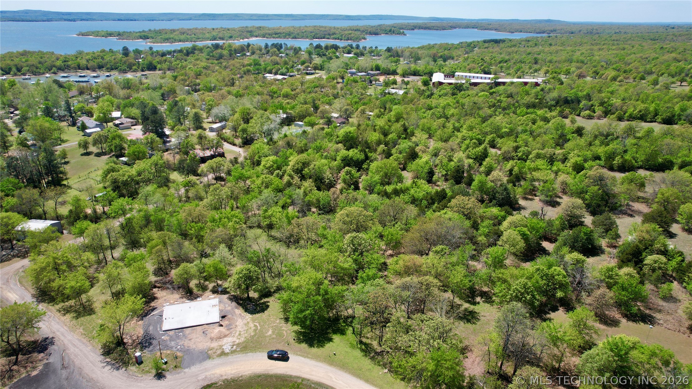 5 Duchess Creek Property Photo 3