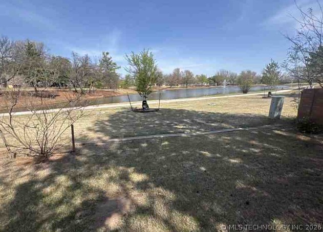 6105 Kingsbridge Drive Property Photo 7