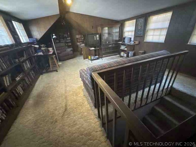 6105 Kingsbridge Drive Property Photo 10