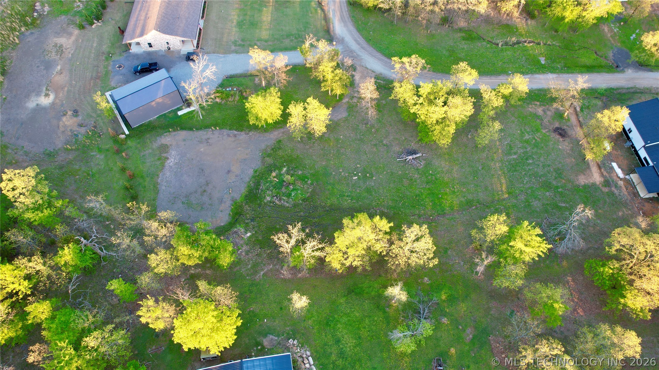 59 Duchess Creek Property Photo 6
