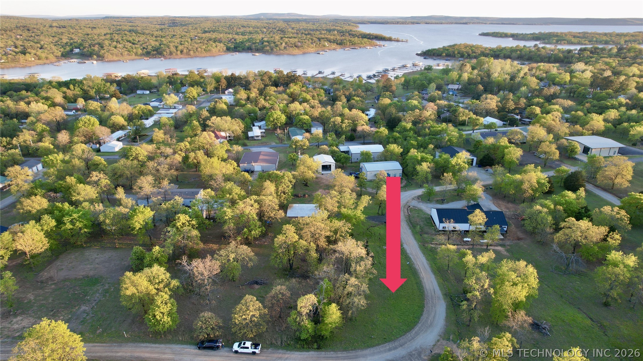 50 Duchess Creek Property Photo 2