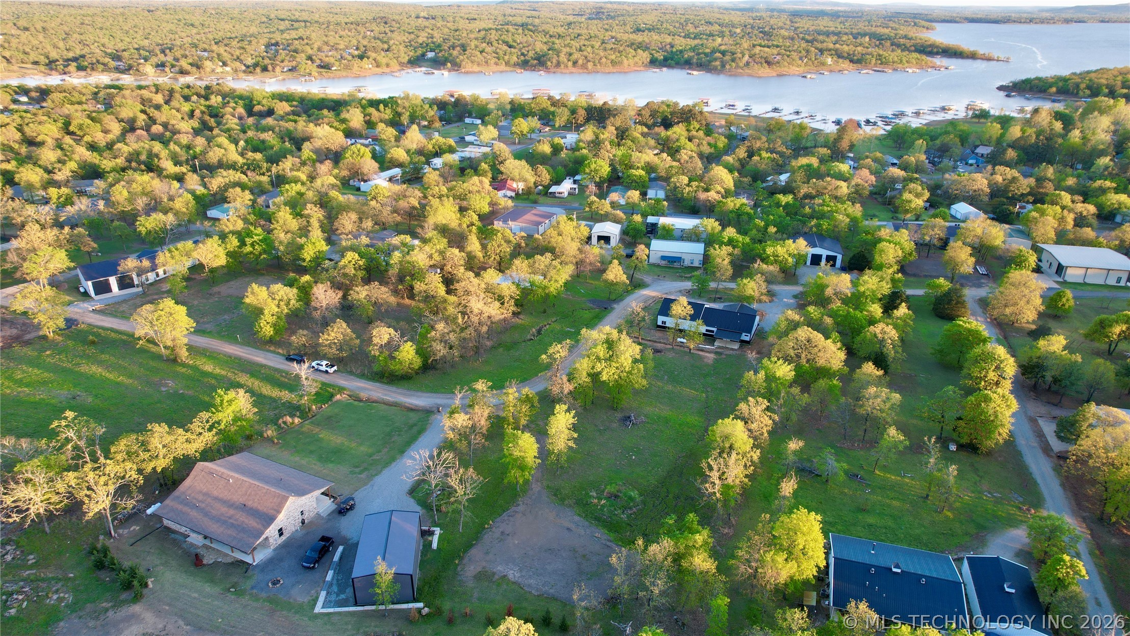 50 Duchess Creek Property Photo 3