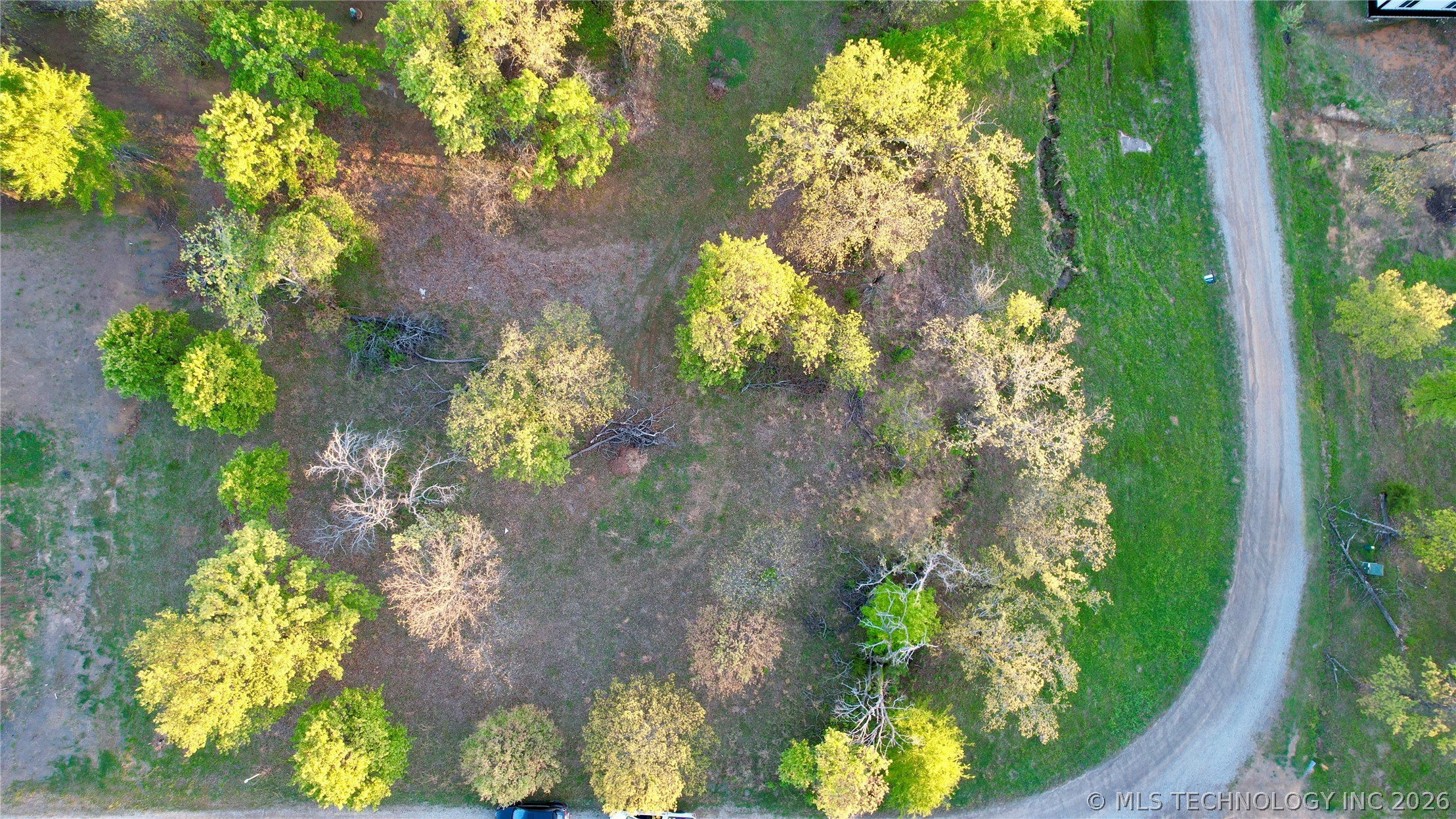 50 Duchess Creek Property Photo 8