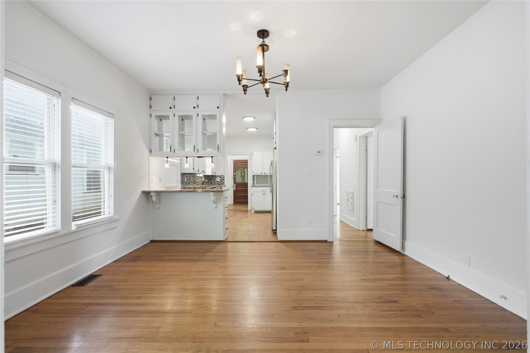 1527 S Yorktown Avenue Property Photo 13