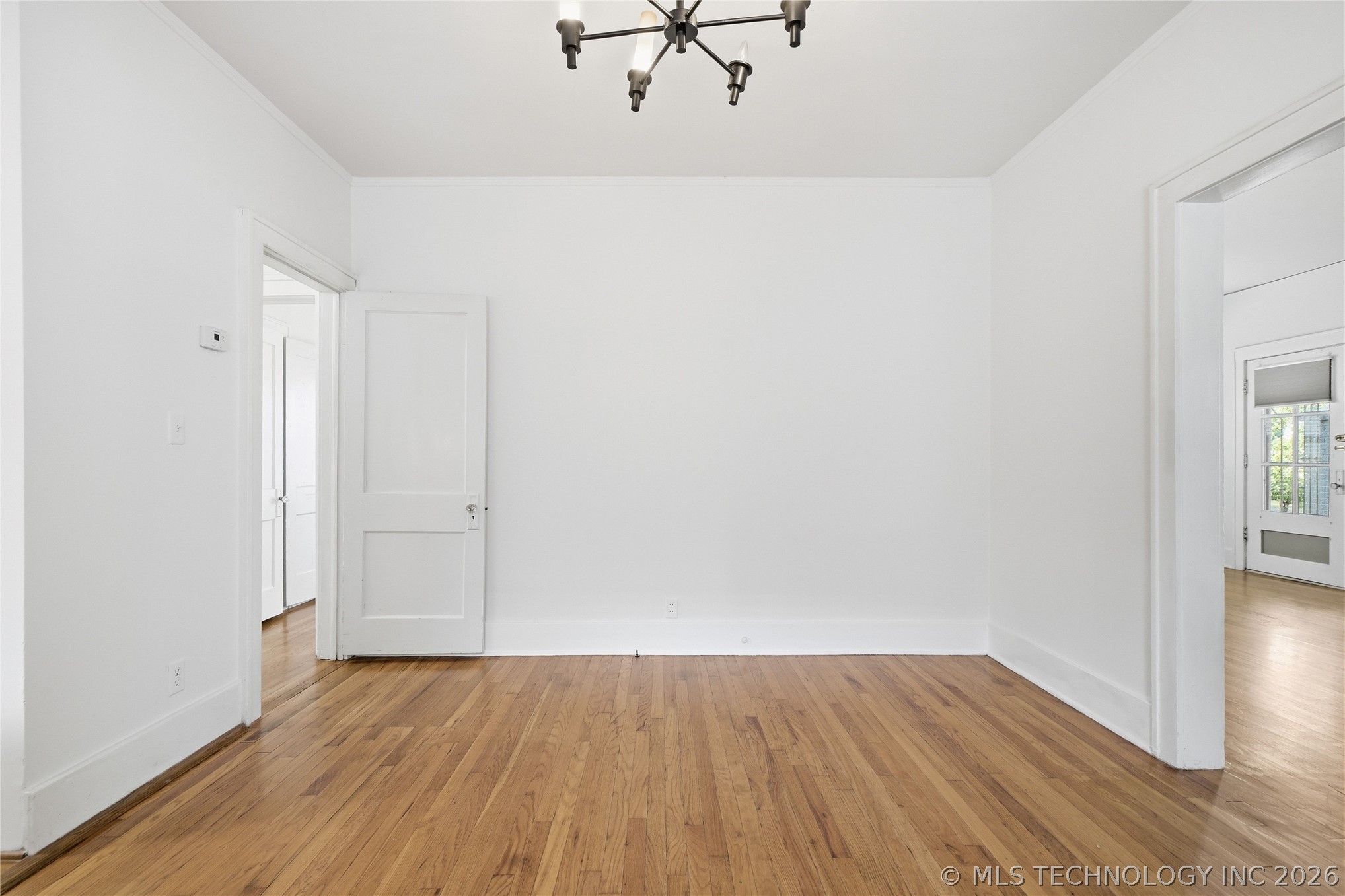 1527 S Yorktown Avenue Property Photo 17