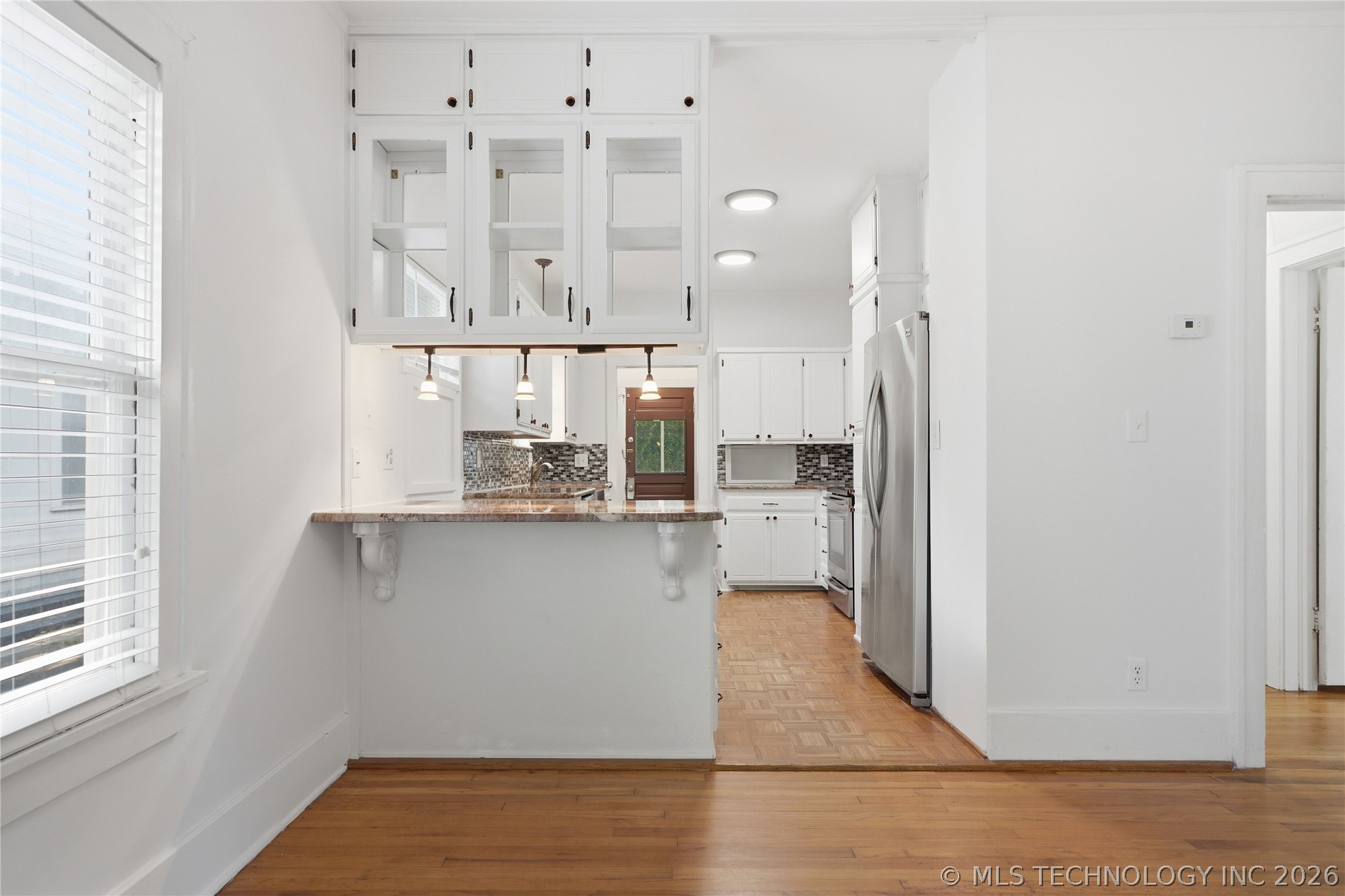 1527 S Yorktown Avenue Property Photo 18